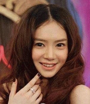 ԊԊҼޱ Ůǳǰ󌦱̫@